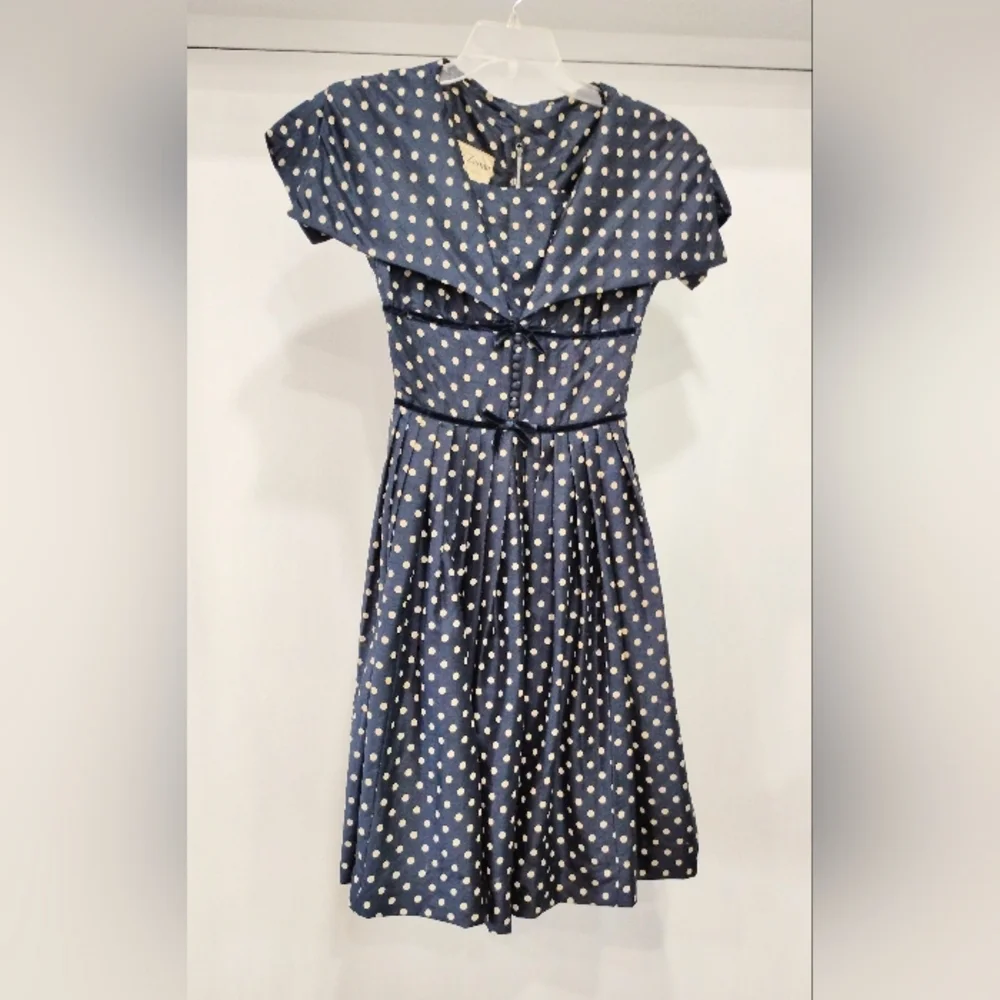 50s SILK POLKA DOT DESIGNER DRESS - Picture 5 of 11